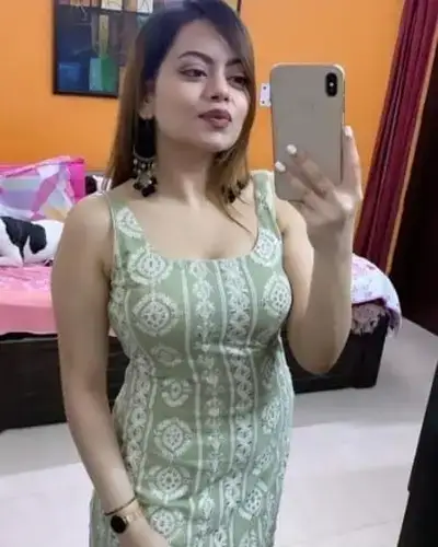Call Girl in Auraiya