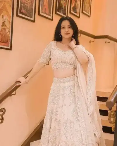 Escort Service In Auraiya